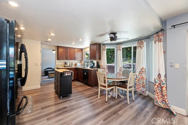 Detail Gallery Image 15 of 45 For 3079 Mojave Ct, Highland,  CA 92346 - 4 Beds | 3 Baths