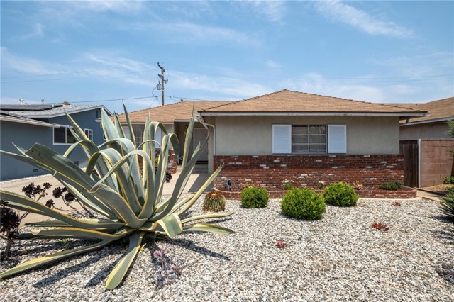 1139 W 149th Street, Gardena CA: https://media.crmls.org/medias/bb324b48-f6a2-4814-b6a3-370f448b4727.jpg