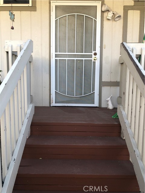 Detail Gallery Image 7 of 42 For 4901 Green River #319,  Corona,  CA 92878 - 3 Beds | 2 Baths