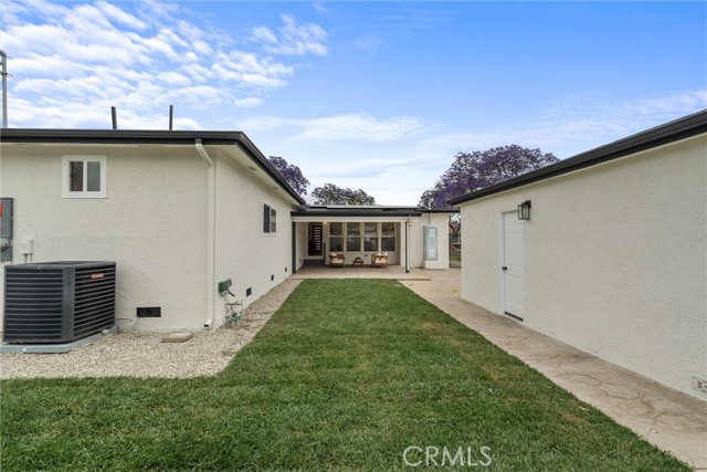 3119 Chatwin Avenue, Long Beach CA: https://media.crmls.org/medias/bb3353a7-9650-4062-8762-836e7dfdd7eb.jpg