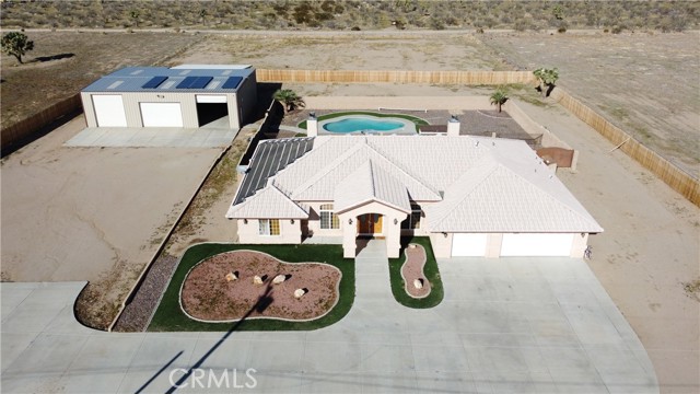 Detail Gallery Image 2 of 48 For 11830 Joshua Dell Rd, Victorville,  CA 92371 - 3 Beds | 2 Baths