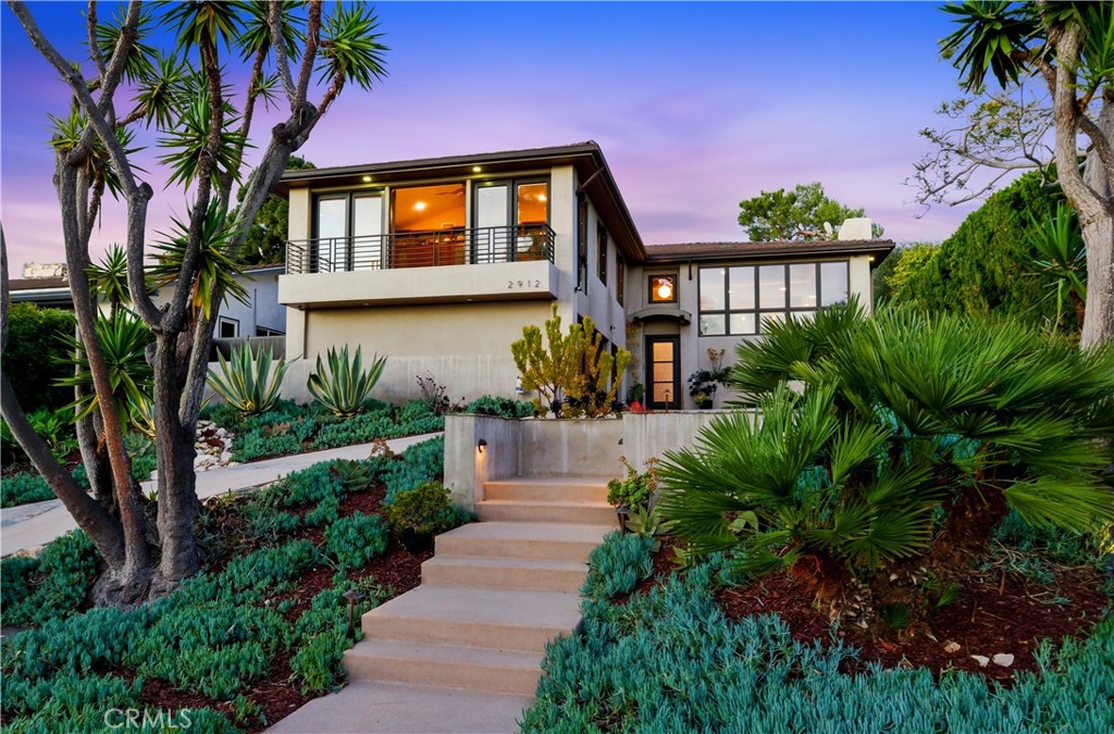 Picture of Palos Verdes Estates, CA 90274