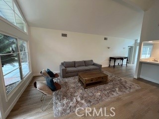 Detail Gallery Image 4 of 14 For 5432 E Crest De Ville Ave, Orange,  CA 92867 - 3 Beds | 2 Baths