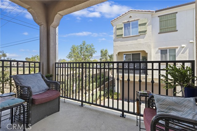 384 Ruby Red Lane, Upland CA: https://media.crmls.org/medias/bb372b1a-df03-409c-bbe1-4d0845cbd310.jpg