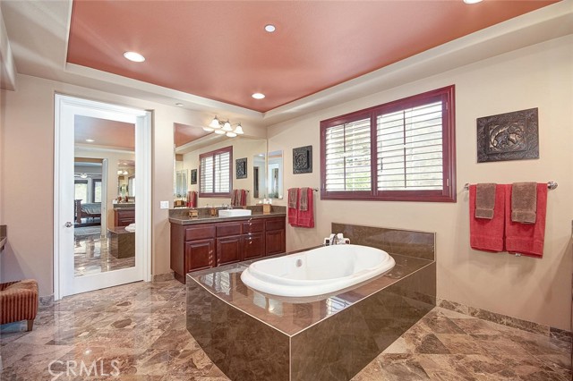 Detail Gallery Image 29 of 50 For 2372 Saltbush Cir, Corona,  CA 92882 - 5 Beds | 4/1 Baths