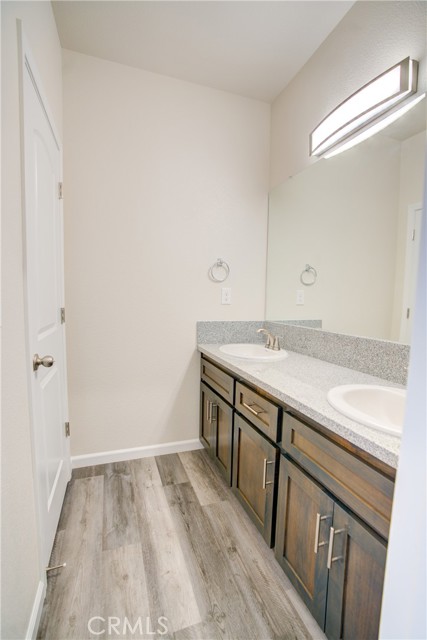 Detail Gallery Image 10 of 13 For 615 Cadiz Ave, Merced,  CA 95341 - 4 Beds | 2/1 Baths
