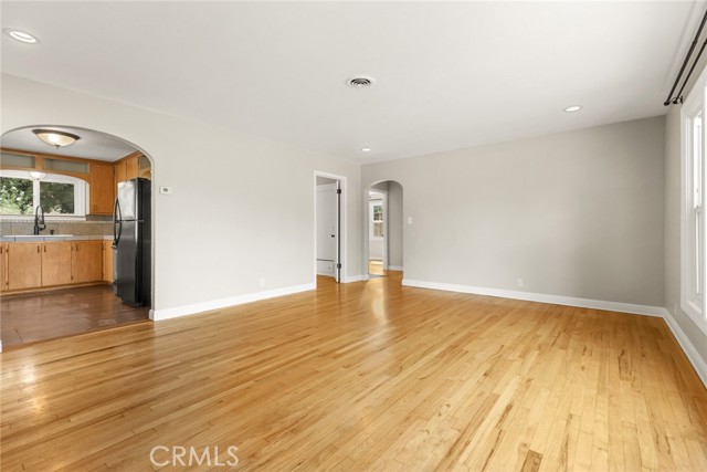 Detail Gallery Image 4 of 22 For 1024 Sheridan Ave, Chico,  CA 95926 - 3 Beds | 1 Baths