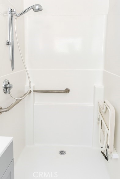 Detail Gallery Image 11 of 15 For 4393 Tyler #B St, Riverside,  CA 92503 - 4 Beds | 2 Baths