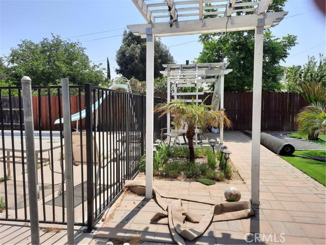 3806 Stansell Drive, Riverside, California 92501, 4 Bedrooms Bedrooms, ,2 BathroomsBathrooms,Single Family Residence,For Sale,Stansell,IV23058685