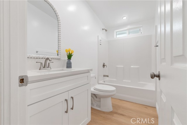 13691 Gavina Avenue, Sylmar CA: https://media.crmls.org/medias/bb391046-98db-4284-ab9a-3237b526e7b6.jpg