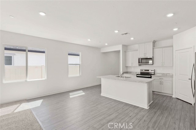 Detail Gallery Image 9 of 17 For 42490 Isla Ct, Indio,  CA 92220 - 4 Beds | 2 Baths