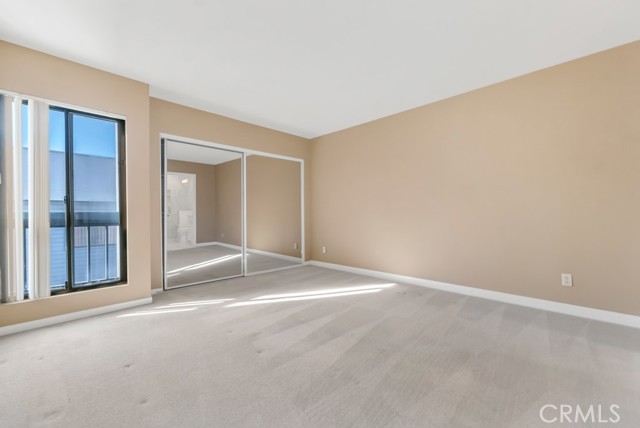 Detail Gallery Image 17 of 29 For 827 E Maple St #3,  Glendale,  CA 91205 - 3 Beds | 2/1 Baths