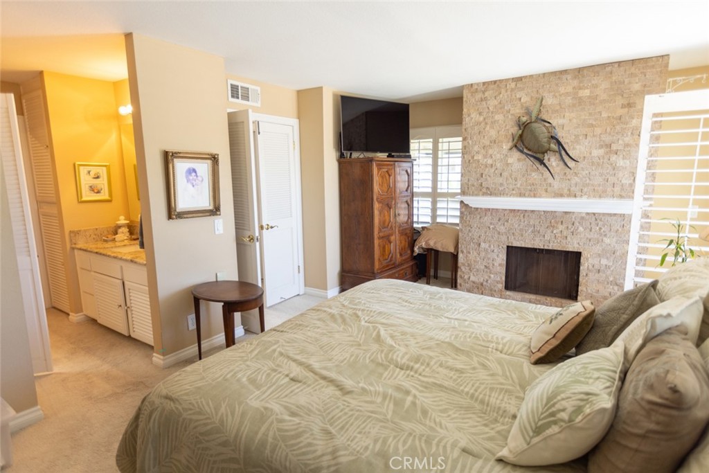 MLS #OC26152849 image #14