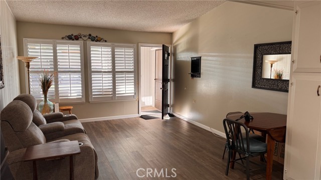 Front Image Thumbnail for CRPW26158567