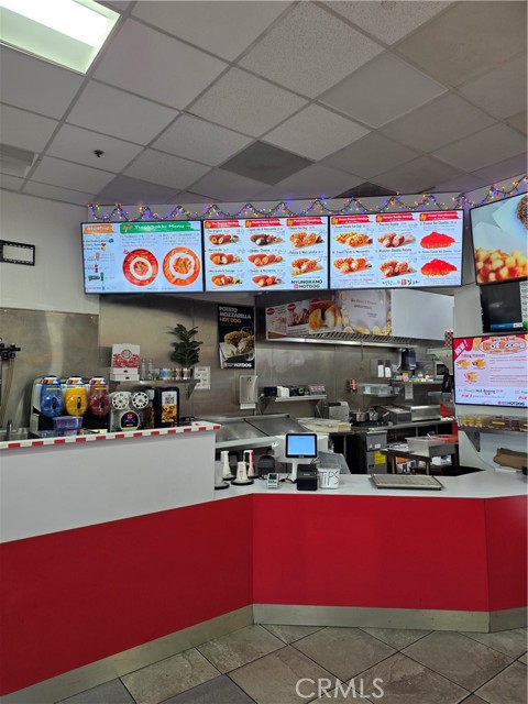  Commercial for Sale in Palmdale, California