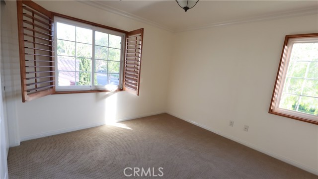 Detail Gallery Image 6 of 7 For 28 Arborside, Irvine,  CA 92603 - 3 Beds | 2/1 Baths