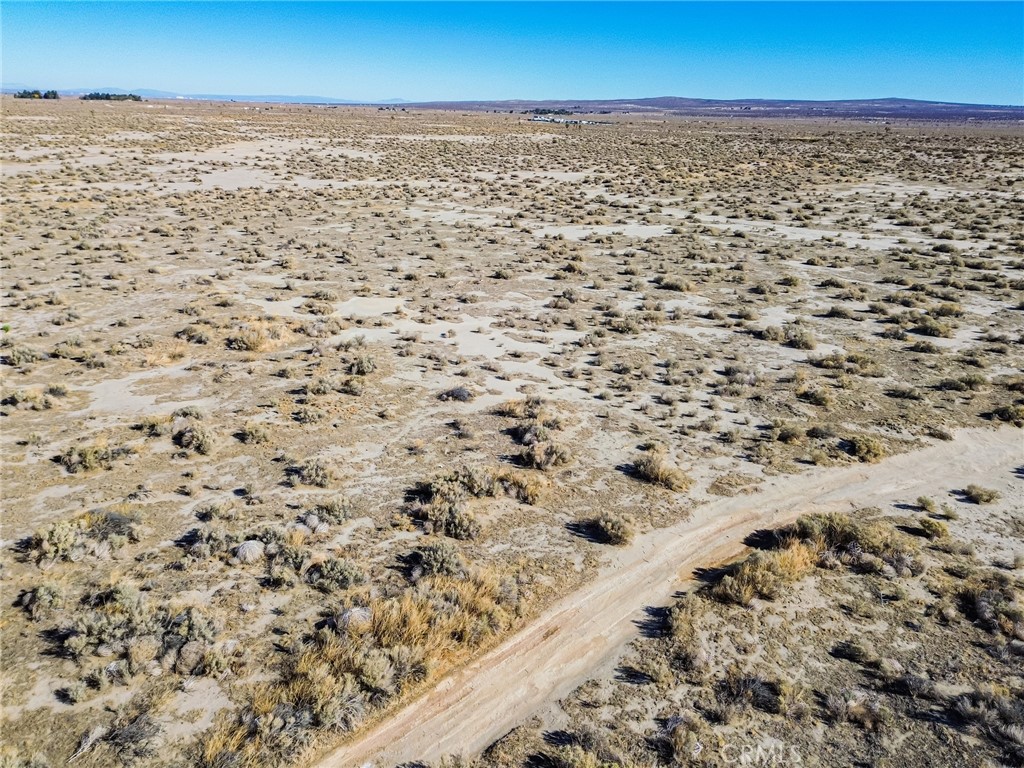 MLS #OC25280725 image #38