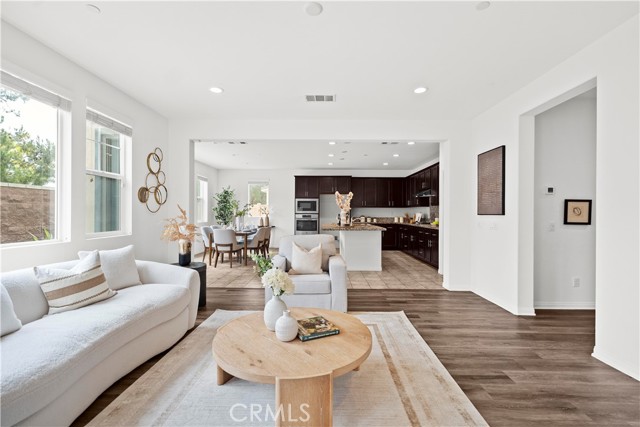 16119 Almond Avenue, Chino CA: https://media.crmls.org/medias/bb3ce9b4-cd45-4278-b2d6-680d53b35dd2.jpg