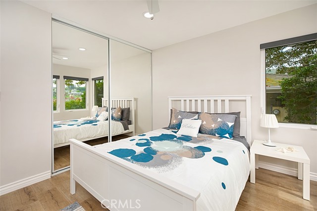 Detail Gallery Image 20 of 26 For 967 Oriole Dr, Laguna Beach,  CA 92651 - 2 Beds | 3 Baths