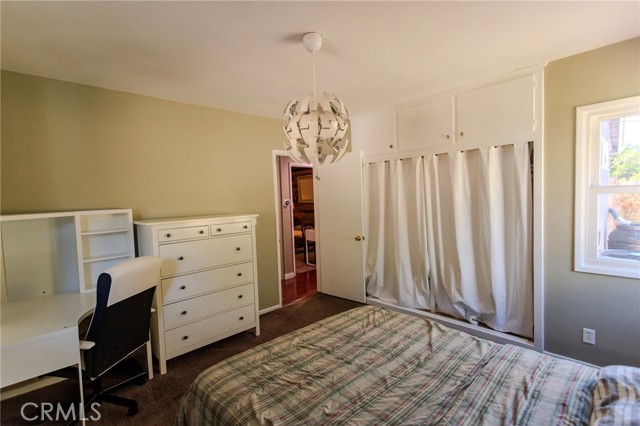 Detail Gallery Image 19 of 26 For 1724 Sombra Dr, Glendale,  CA 91208 - 3 Beds | 2 Baths