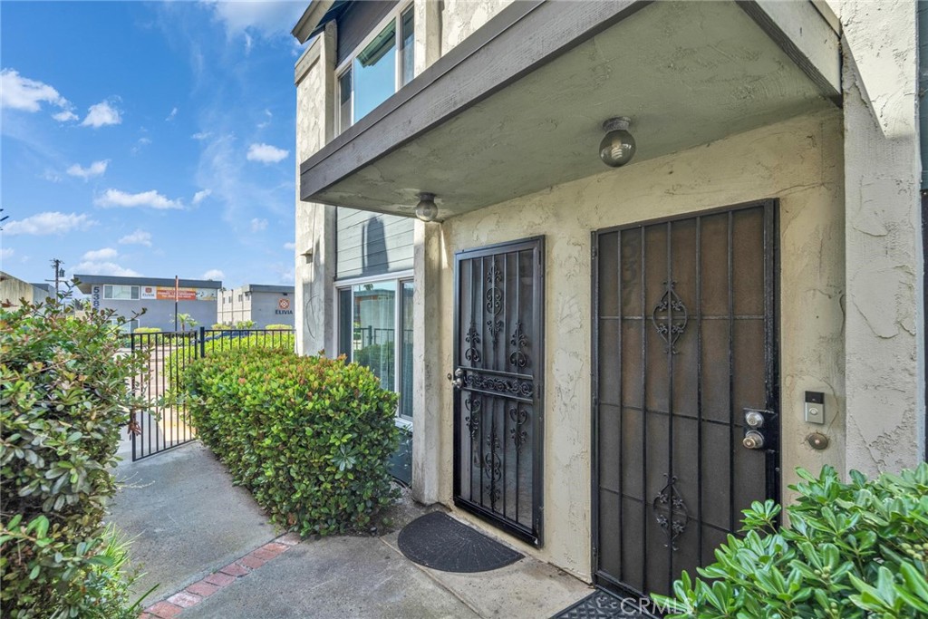 5372 Clairemont Mesa Blvd - photo 2