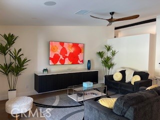 1525 Sonora Court, Palm Springs CA: https://media.crmls.org/medias/bb429c37-fa92-4232-b45a-bf6c194dea38.jpg