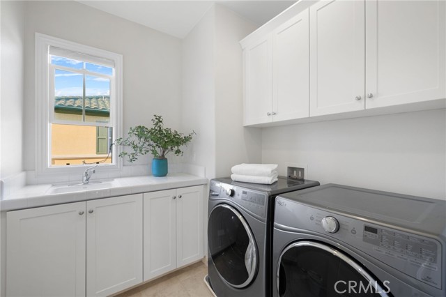 37 Castellana, Lake Forest CA: https://media.crmls.org/medias/bb4379a9-c541-4de9-8380-302d7355ab8c.jpg