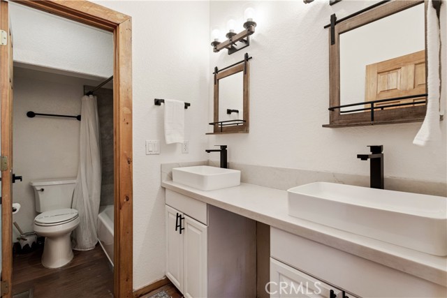Detail Gallery Image 33 of 49 For 30191 Enchanted Way, Running Springs,  CA 92382 - 3 Beds | 3 Baths