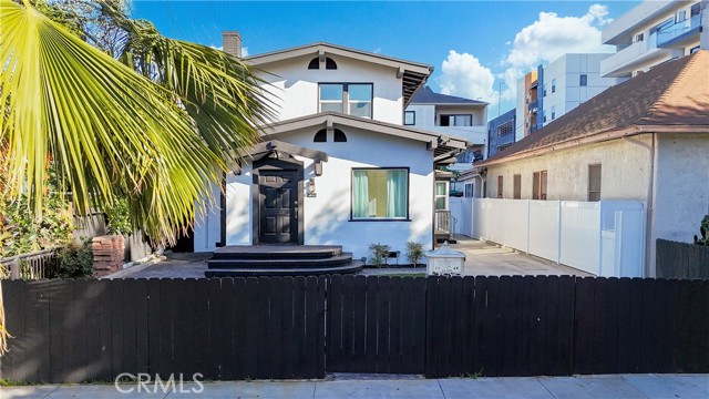 Detail Gallery Image 2 of 35 For 1148 Locust, Long Beach,  CA 90813 - – Beds | – Baths