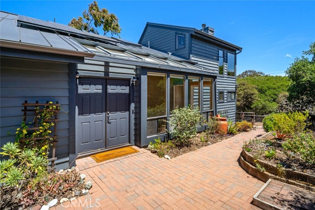 1606 Valley View Drive, Los Osos CA: https://media.crmls.org/medias/bb4474a0-813c-424d-b38e-11f8421367ea.jpg