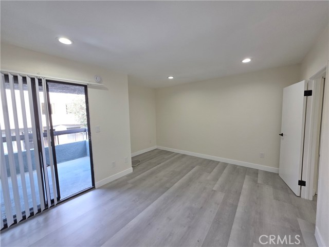 Detail Gallery Image 8 of 20 For 6911 Woodley #107,  Van Nuys,  CA 91406 - 1 Beds | 1 Baths