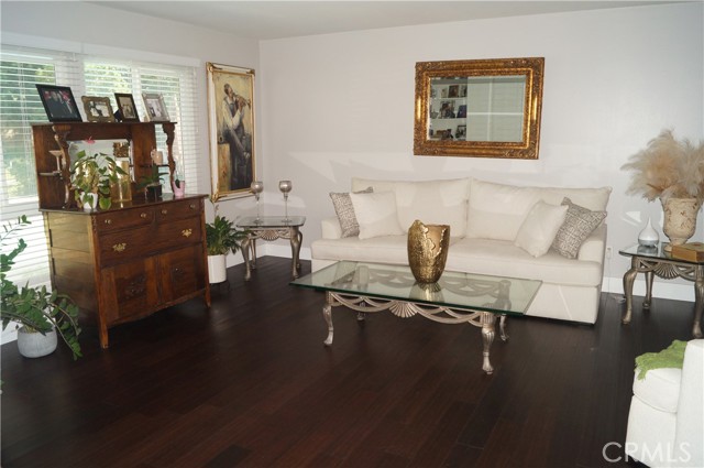 Detail Gallery Image 6 of 32 For 840 Apache Trl, Riverside,  CA 92507 - 3 Beds | 2 Baths