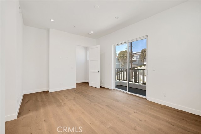 2100 Carnegie Lane, Redondo Beach CA: https://media.crmls.org/medias/bb45d2e6-1bc6-4d64-bf15-e8e888c31aaa.jpg