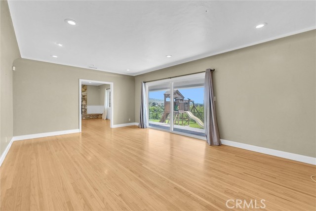 918 Dorothea Road, La Habra Heights CA: https://media.crmls.org/medias/bb462fb9-534f-4ee2-8648-7100fb4d7cc9.jpg