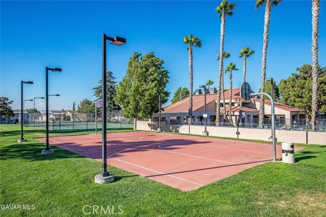 Detail Gallery Image 28 of 30 For 40701 Rancho Vista Bld #142,  Palmdale,  CA 93551 - 3 Beds | 2/1 Baths