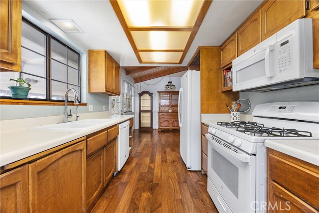 Detail Gallery Image 20 of 49 For 501 Old State Rd, Wofford Heights,  CA 93285 - 4 Beds | 3 Baths