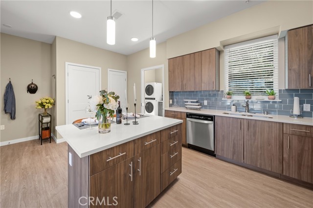 5720 Old Carmel Valley Road, San Diego, California 92130, 2 Bedrooms Bedrooms, ,2 BathroomsBathrooms,Residential rental,For Sale,Old Carmel Valley Road,SW24098569