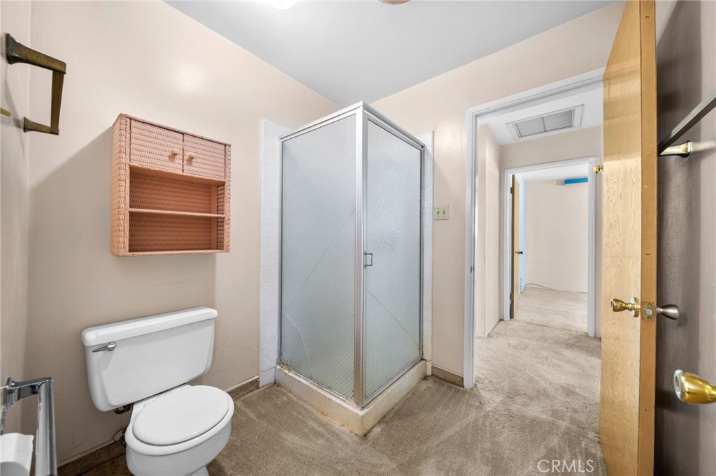 https://media.crmls.org/medias/bb4950f3-7112-4278-b266-d482a0fad534.jpg?preset=X-Large
