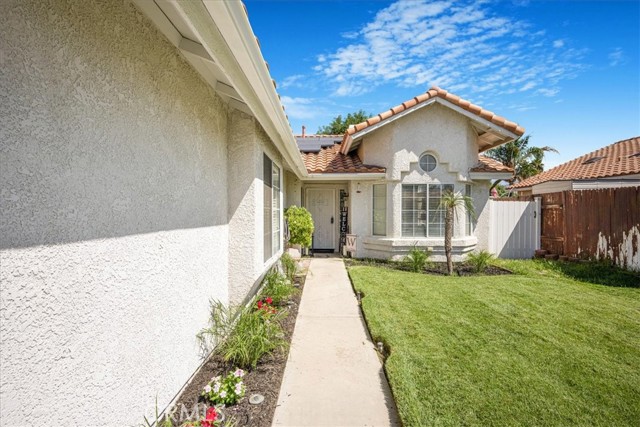 Detail Gallery Image 5 of 31 For 43444 Avenida Miraflores, Hemet,  CA 92544 - 3 Beds | 2 Baths
