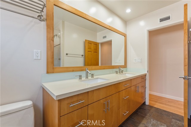 Detail Gallery Image 31 of 47 For 828 Stevely, Long Beach,  CA 90815 - 4 Beds | 2 Baths