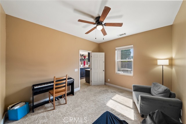 35579 Denver Circle, Winchester CA: https://media.crmls.org/medias/bb4a232d-f594-49e2-871e-68875dddda60.jpg