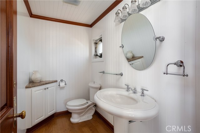 24352 Santa Clara Ave, Dana Point CA: https://media.crmls.org/medias/bb4b3a5c-8869-4bf7-80c7-c1be8282650a.jpg