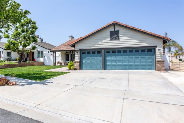 Image 2 for 3058 S Buena Vista Ave, Corona, CA 92882