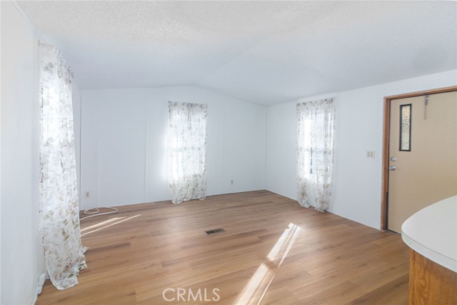 Detail Gallery Image 7 of 16 For 2751 Reche Canyon #42,  Colton,  CA 92324 - 2 Beds | 1 Baths