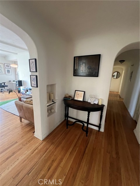 Detail Gallery Image 20 of 24 For 8400 Blackburn, Los Angeles,  CA 90048 - 2 Beds | 2 Baths