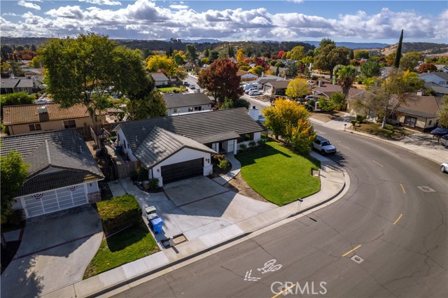 Detail Gallery Image 10 of 16 For 418 Appaloosa Dr, Paso Robles,  CA 93446 - 3 Beds | 2 Baths