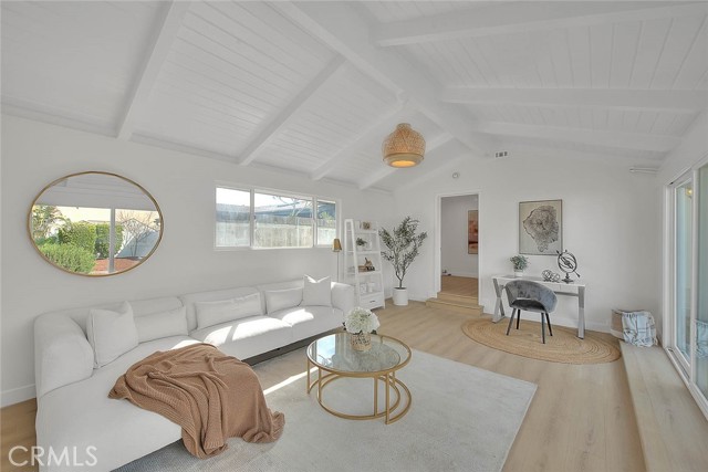 Detail Gallery Image 22 of 75 For 4701 Don Miguel, Los Angeles,  CA 90008 - 3 Beds | 3 Baths