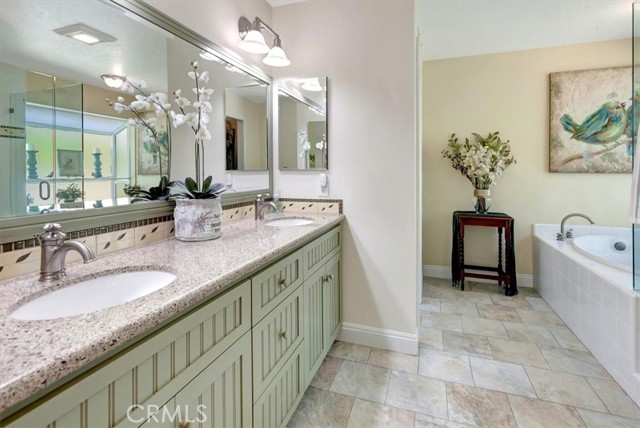 Detail Gallery Image 15 of 25 For 3624 E Shallow Brook, Orange,  CA 92867 - 4 Beds | 3 Baths