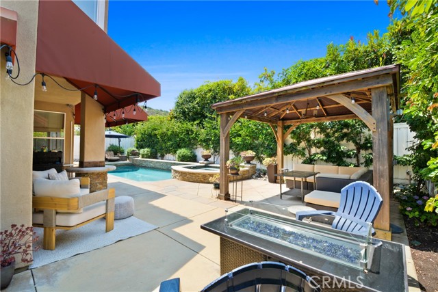 411 Bolivia, San Clemente CA: https://media.crmls.org/medias/bb4e903b-bc26-46dd-81d2-725d12f52404.jpg