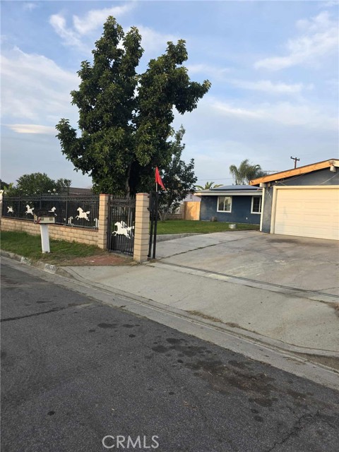 Detail Gallery Image 9 of 46 For 3577 Briarvale, Corona,  CA 92879 - 4 Beds | 2 Baths